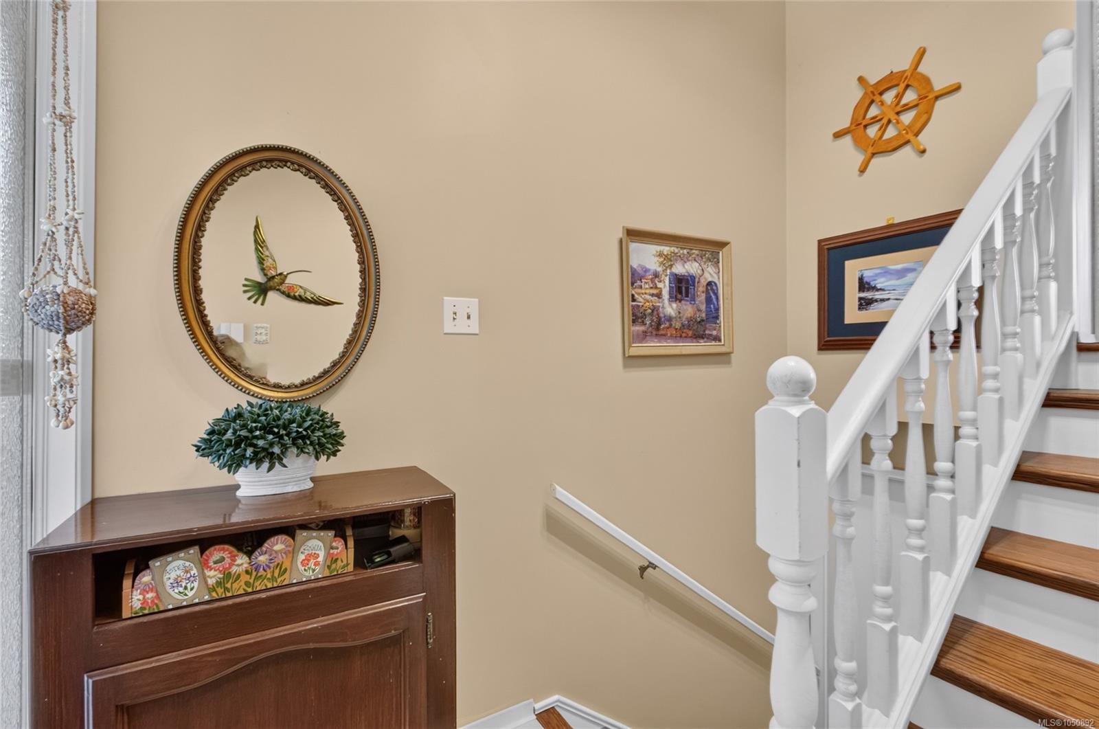 3798 Laurel Dr