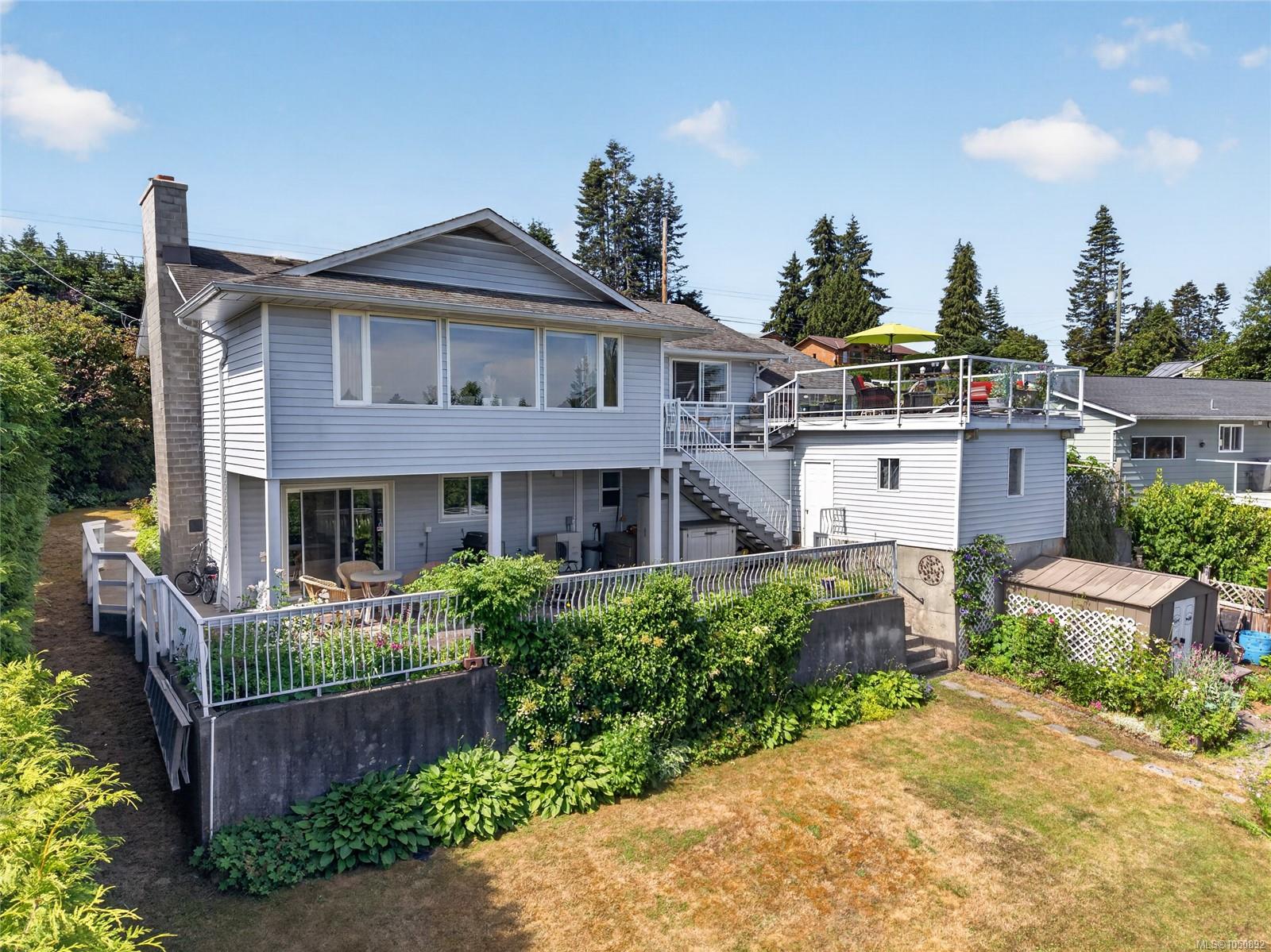3798 Laurel Dr