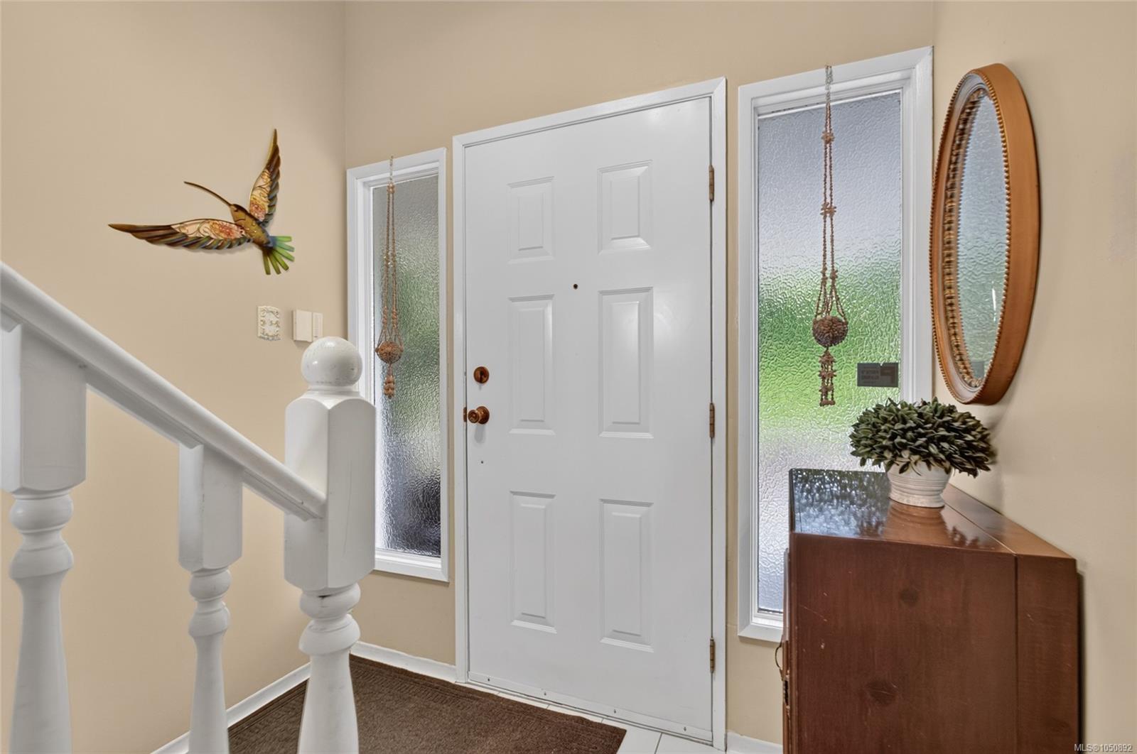 3798 Laurel Dr