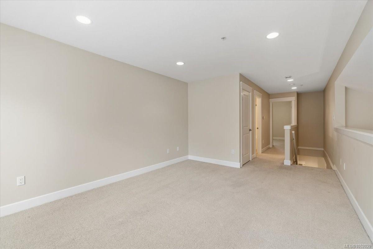 6347 Pinewood Lane