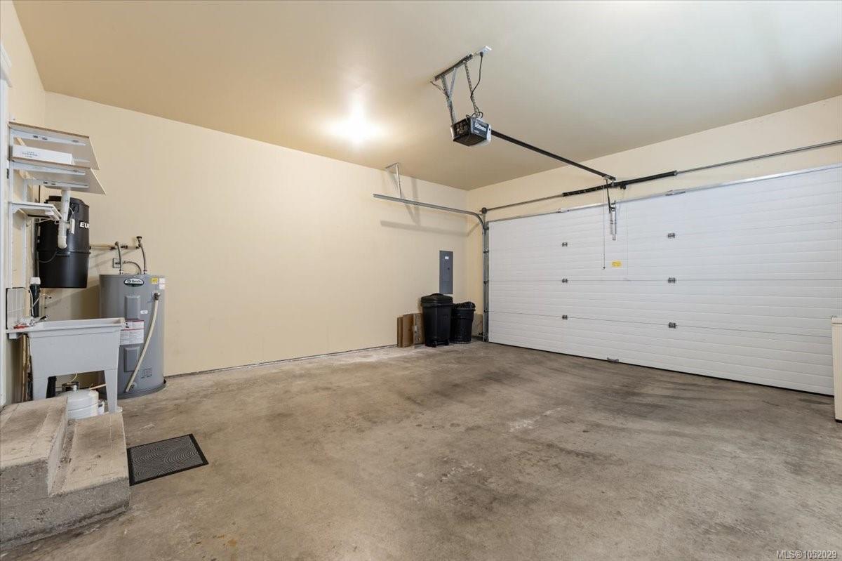 6347 Pinewood Lane