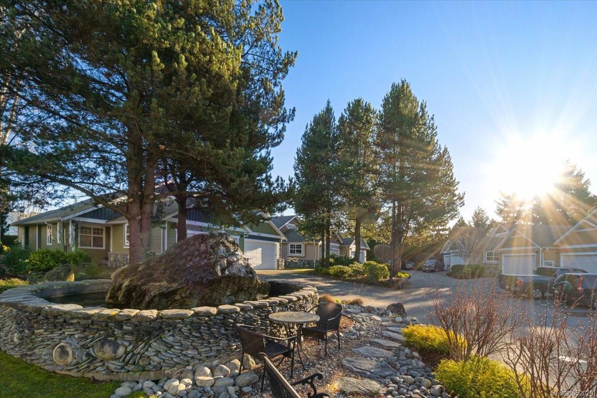 6347 Pinewood Lane