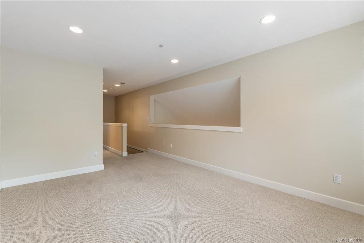 6347 Pinewood Lane