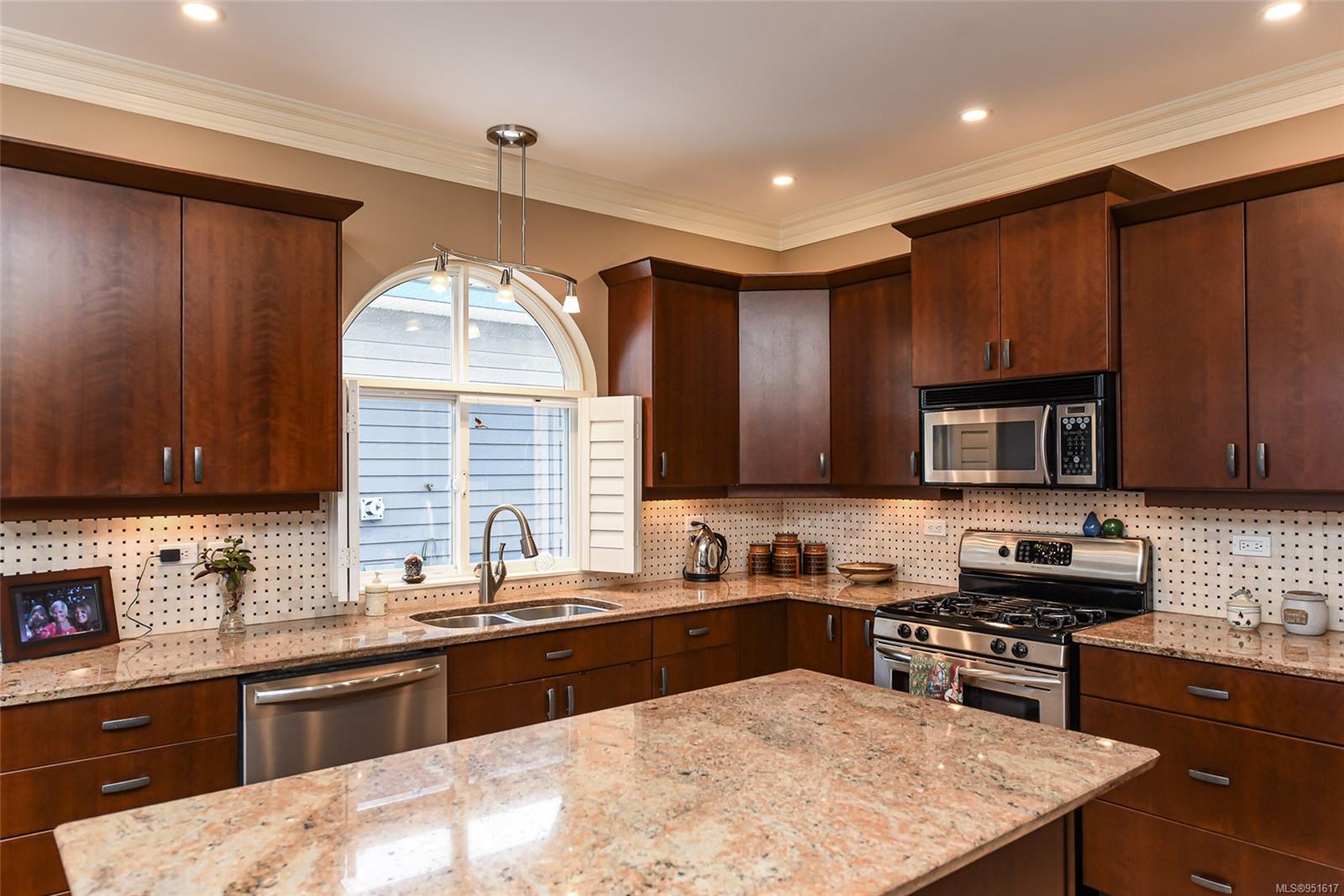 3399 Crown Isle Dr # 175