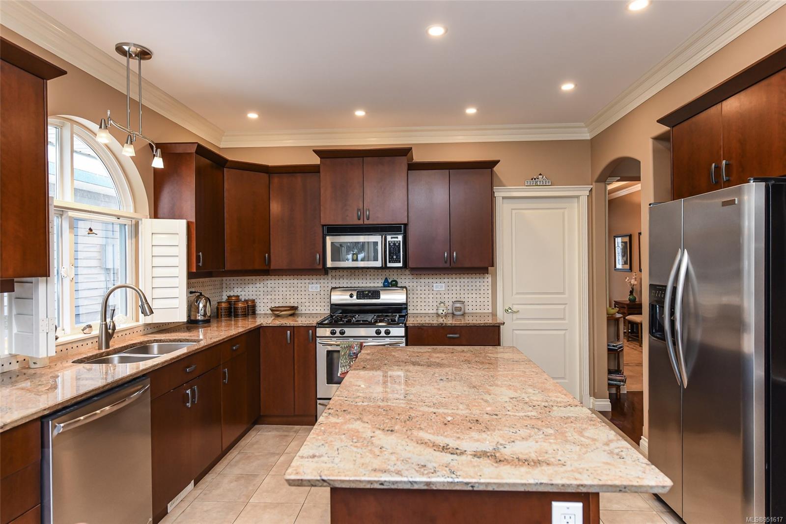 3399 Crown Isle Dr # 175