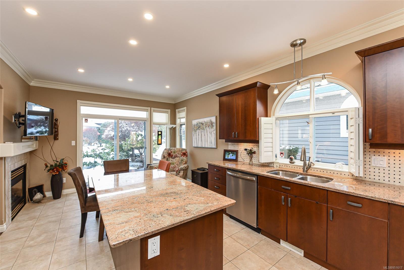 3399 Crown Isle Dr # 175