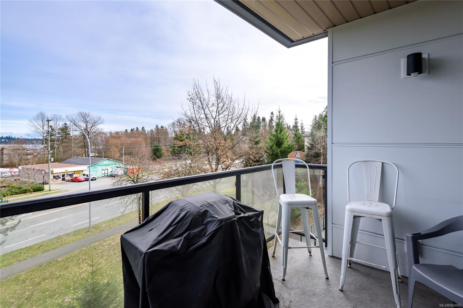 3070 Kilpatrick Ave # 305