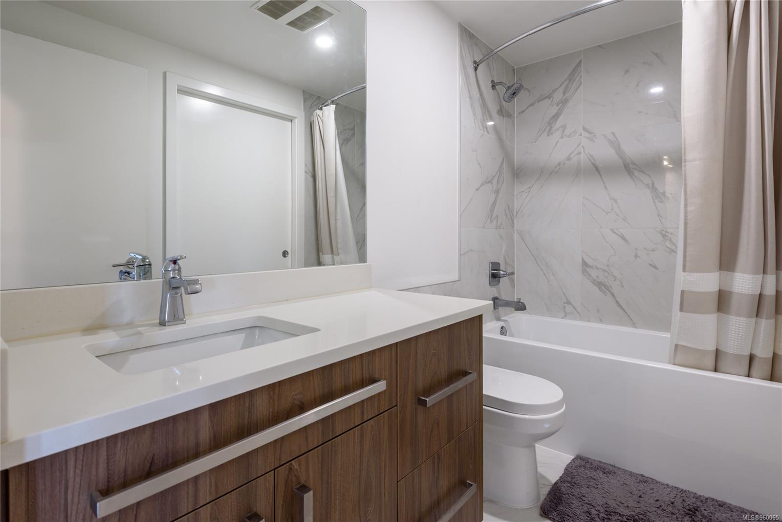 3070 Kilpatrick Ave # 305