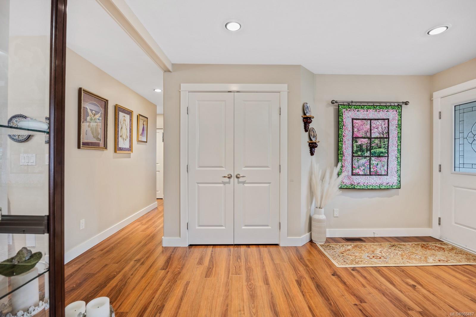 100 McPhedran Rd # 10