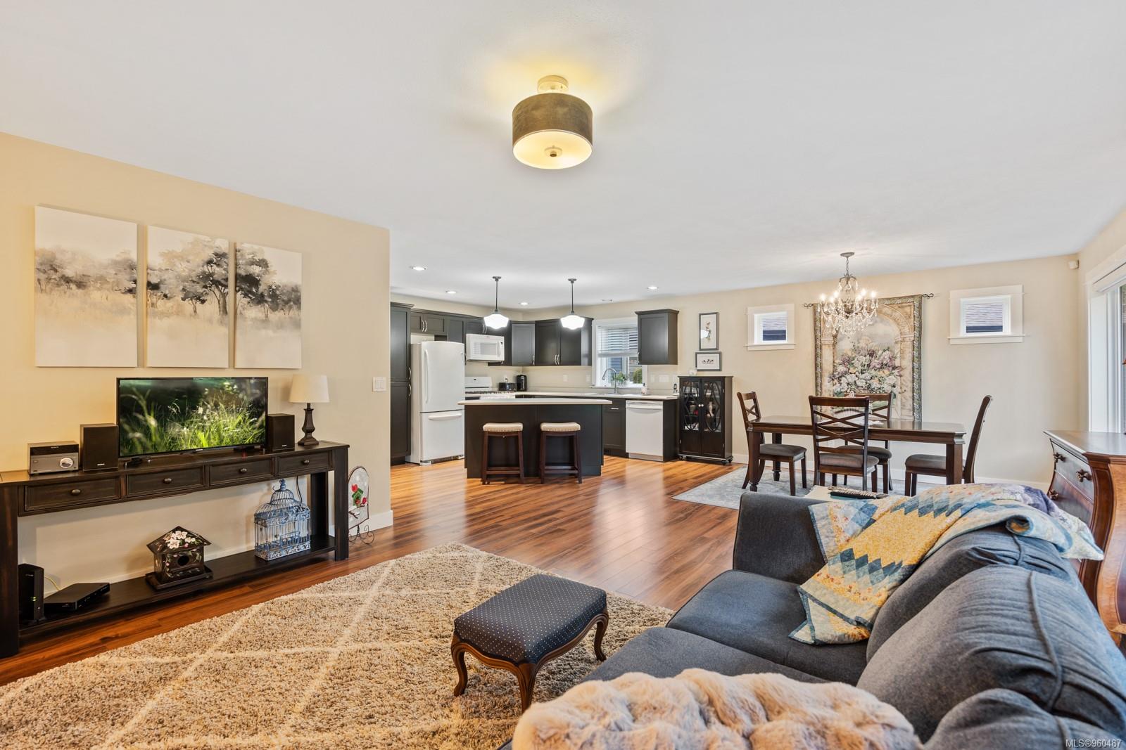 100 McPhedran Rd # 10