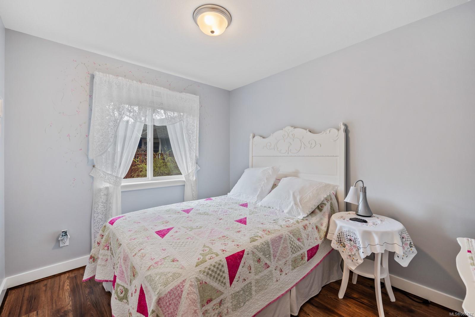 100 McPhedran Rd # 10