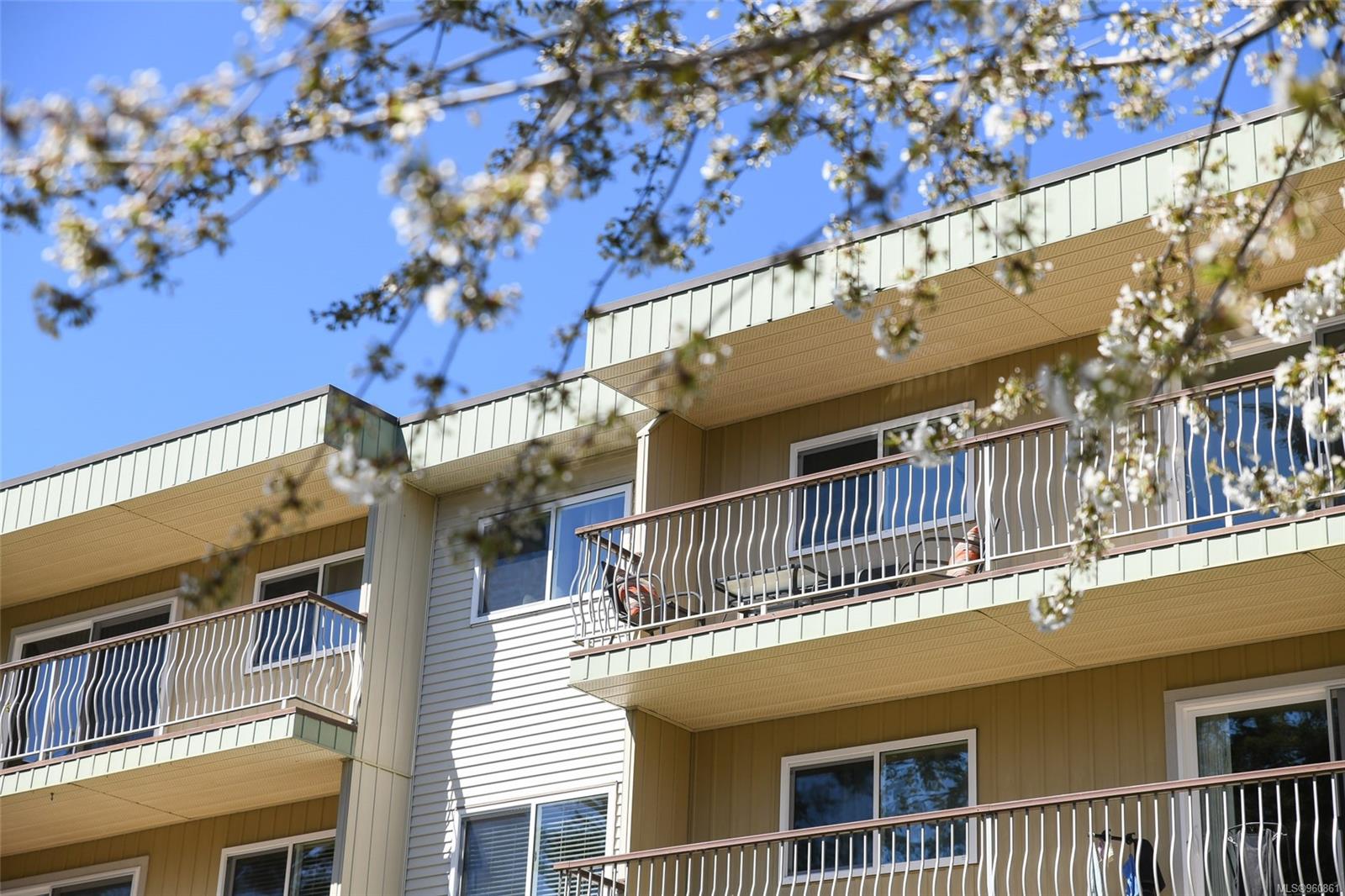 1015 Cumberland Rd # 403