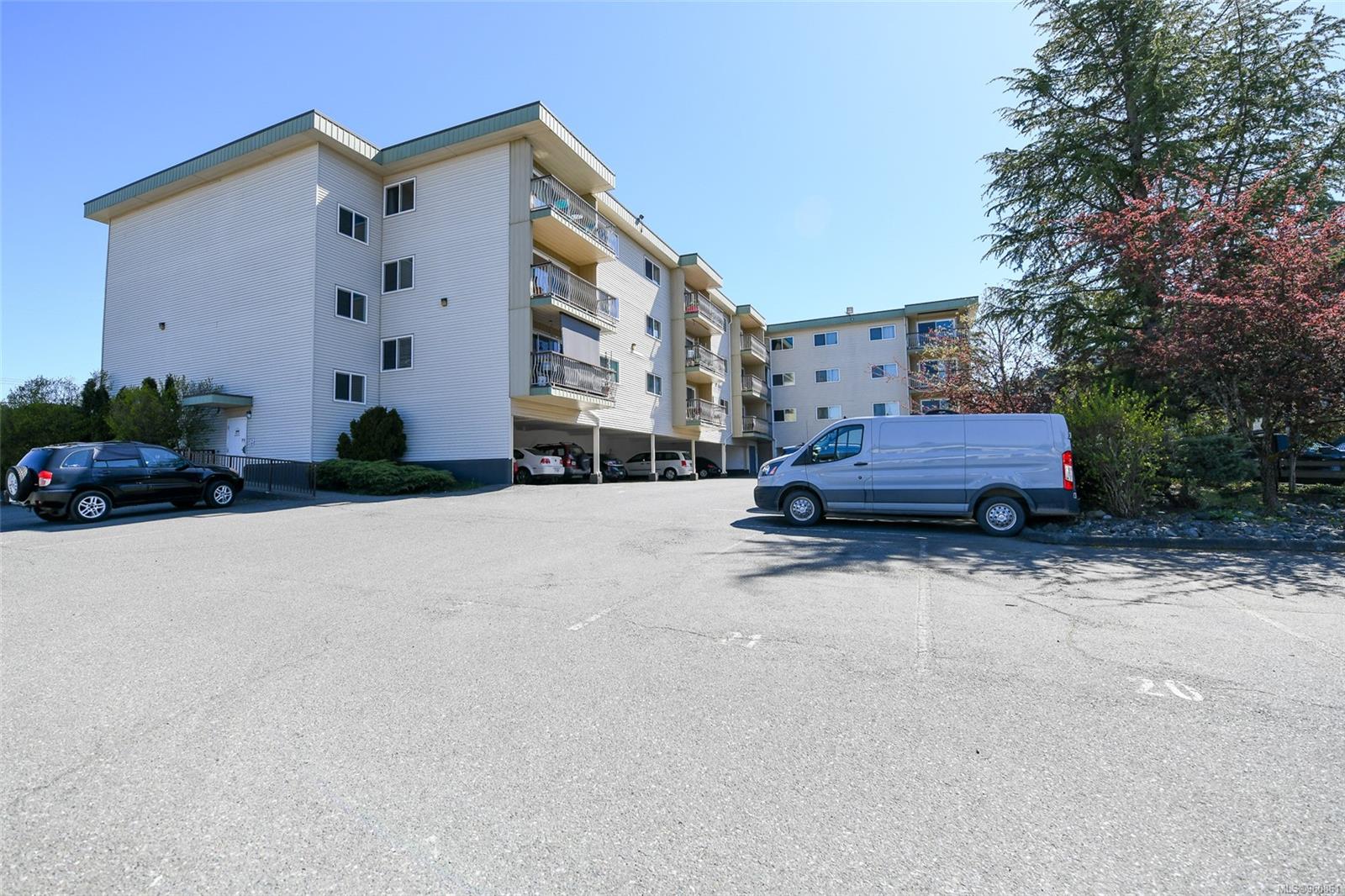 1015 Cumberland Rd # 403