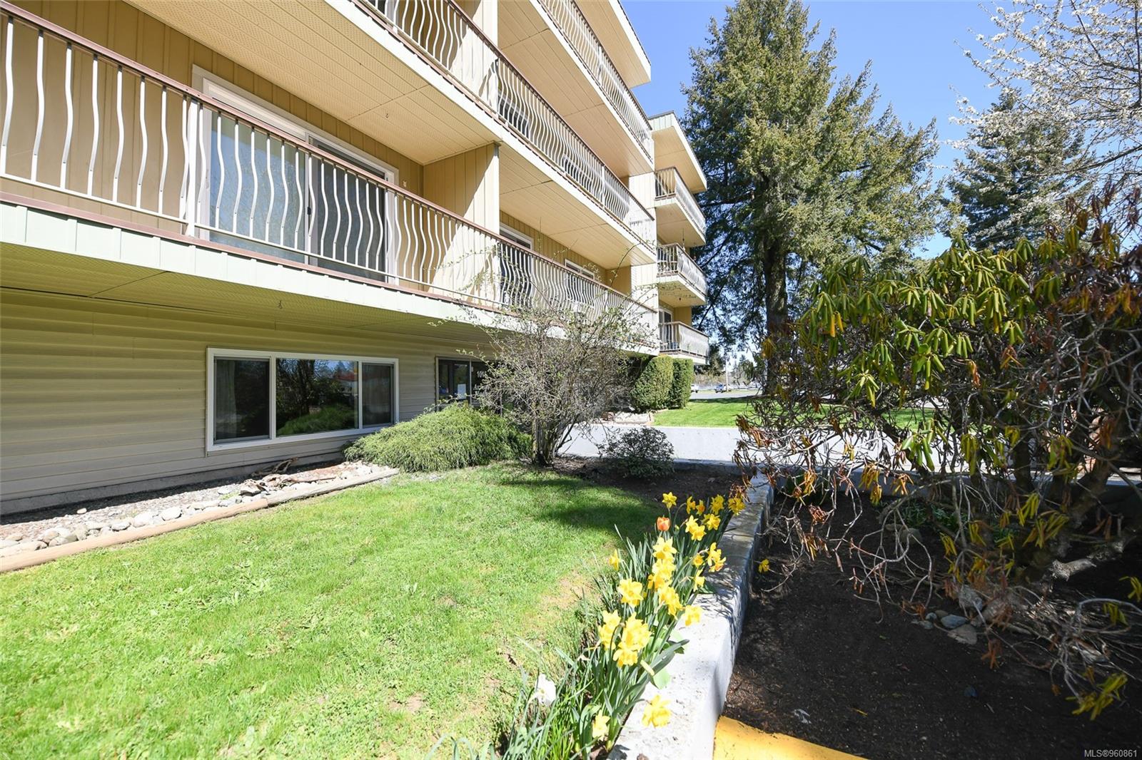 1015 Cumberland Rd # 403