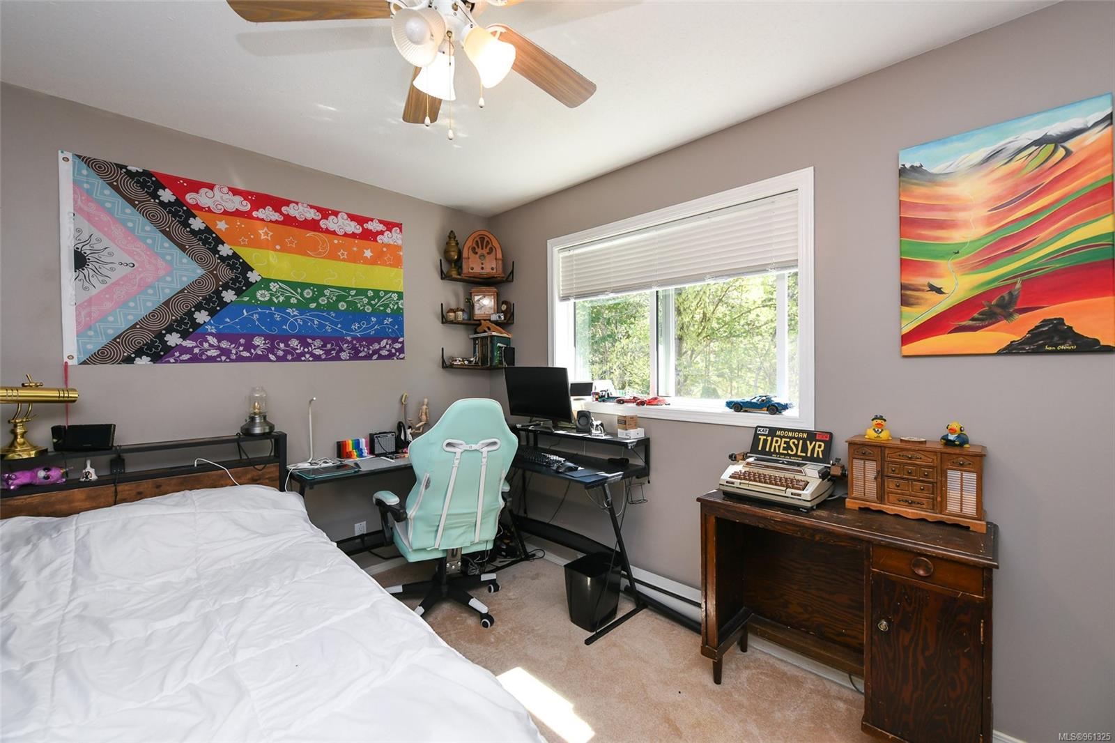 2260 Embleton Cres # A