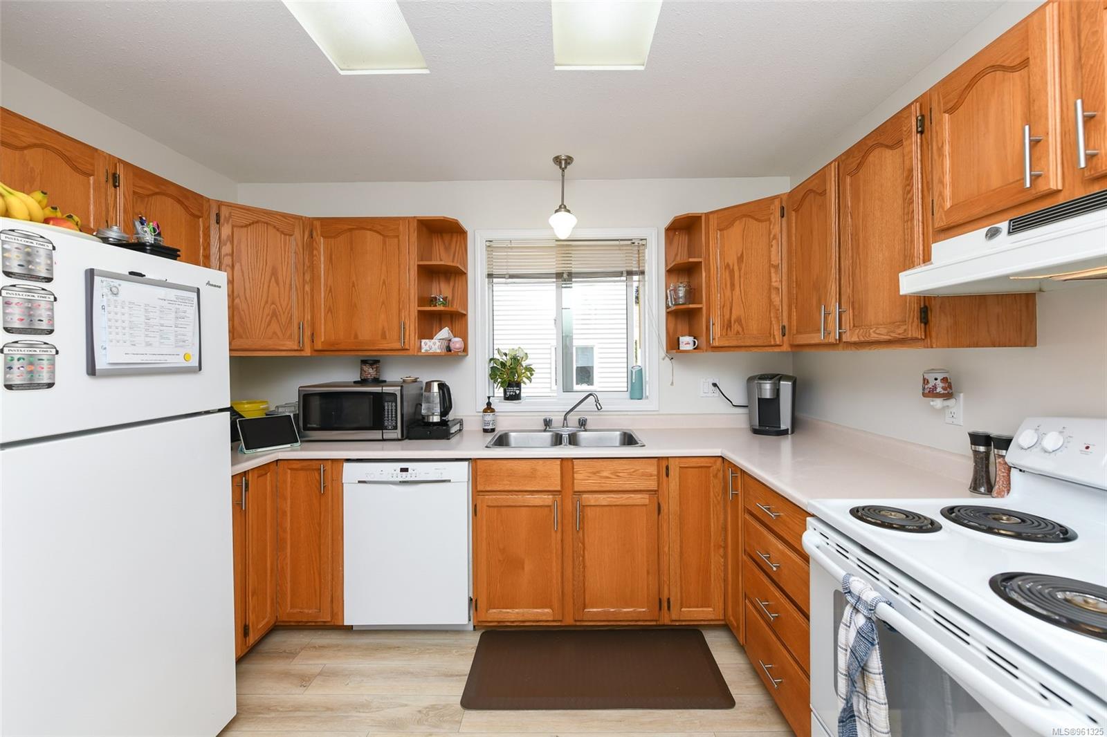 2260 Embleton Cres # A