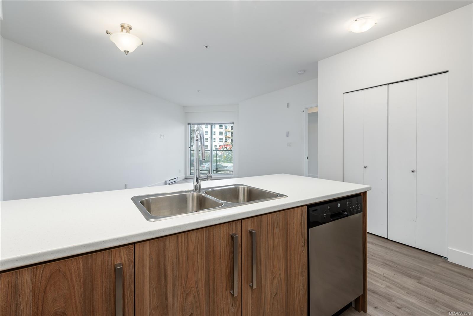 3070 Kilpatrick Ave # 217