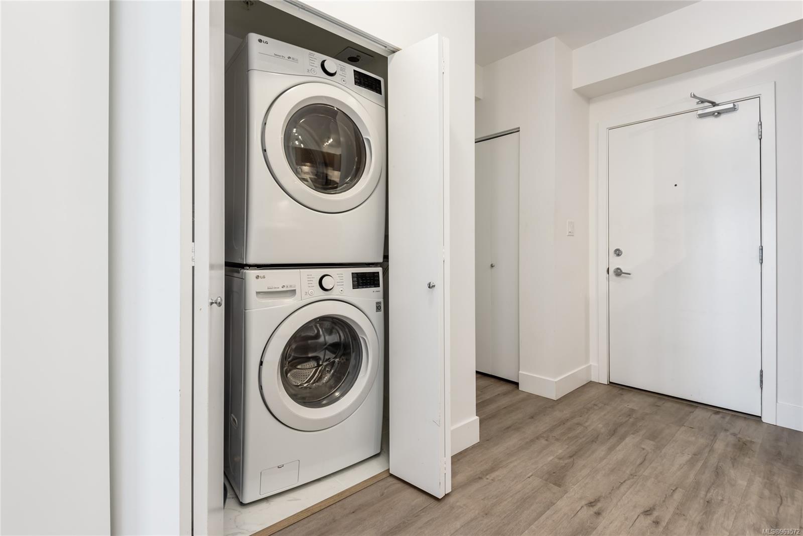 3070 Kilpatrick Ave # 217