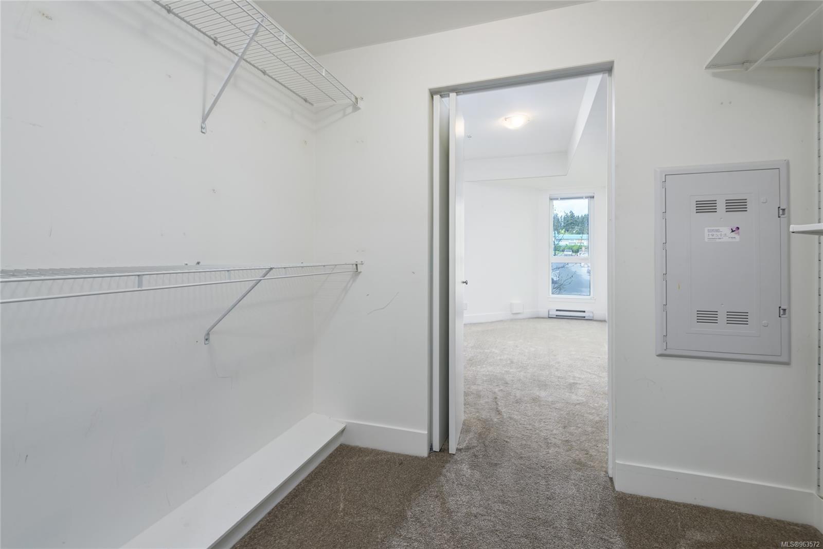 3070 Kilpatrick Ave # 217