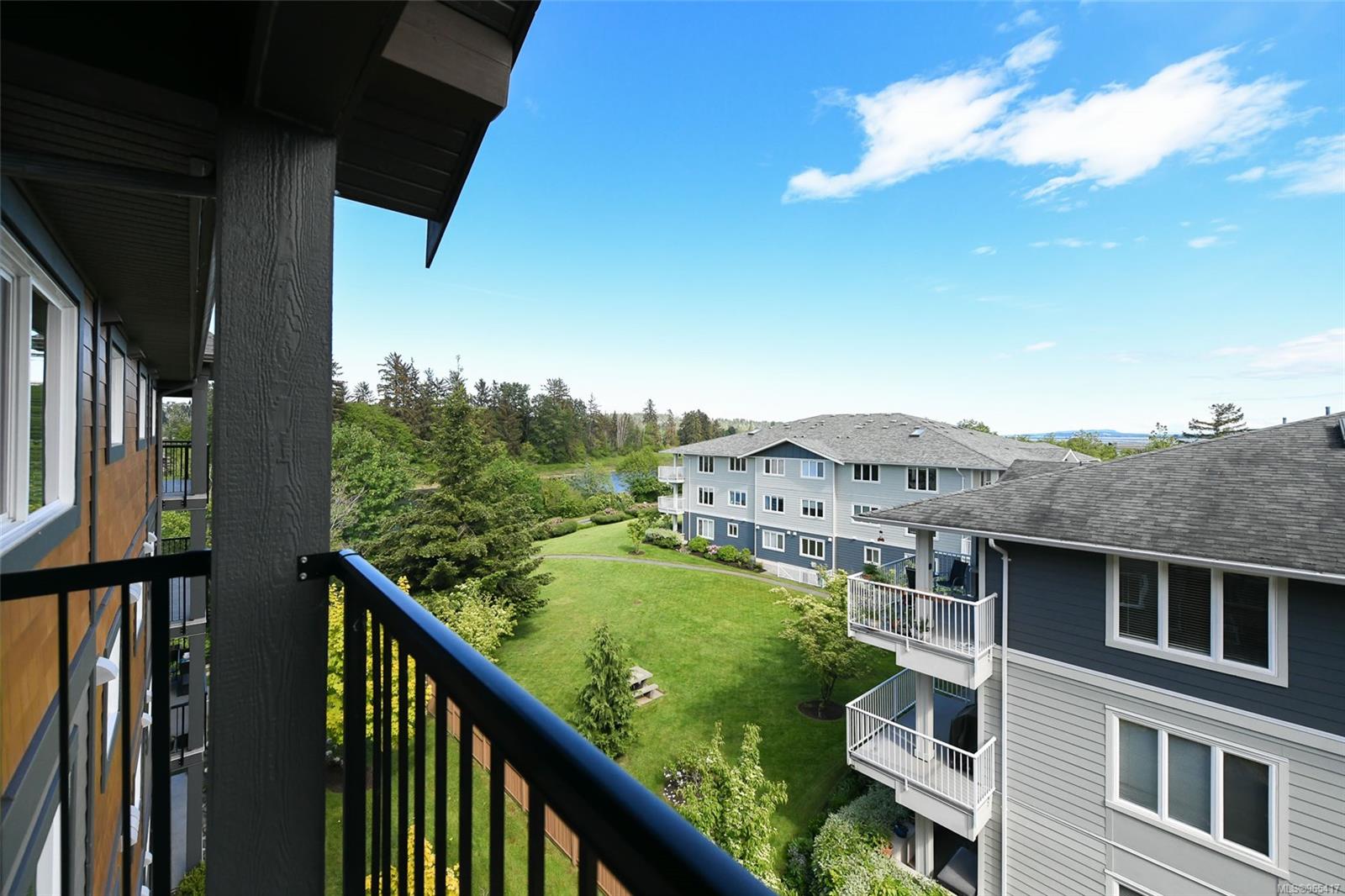 1944 Riverside Lane # 412