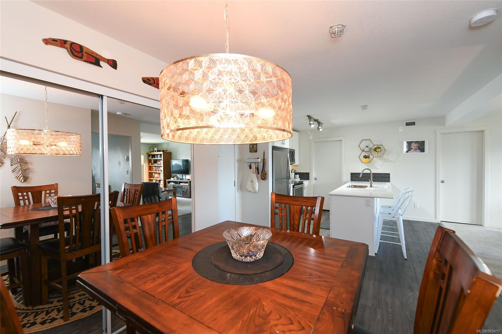 1944 Riverside Lane # 412