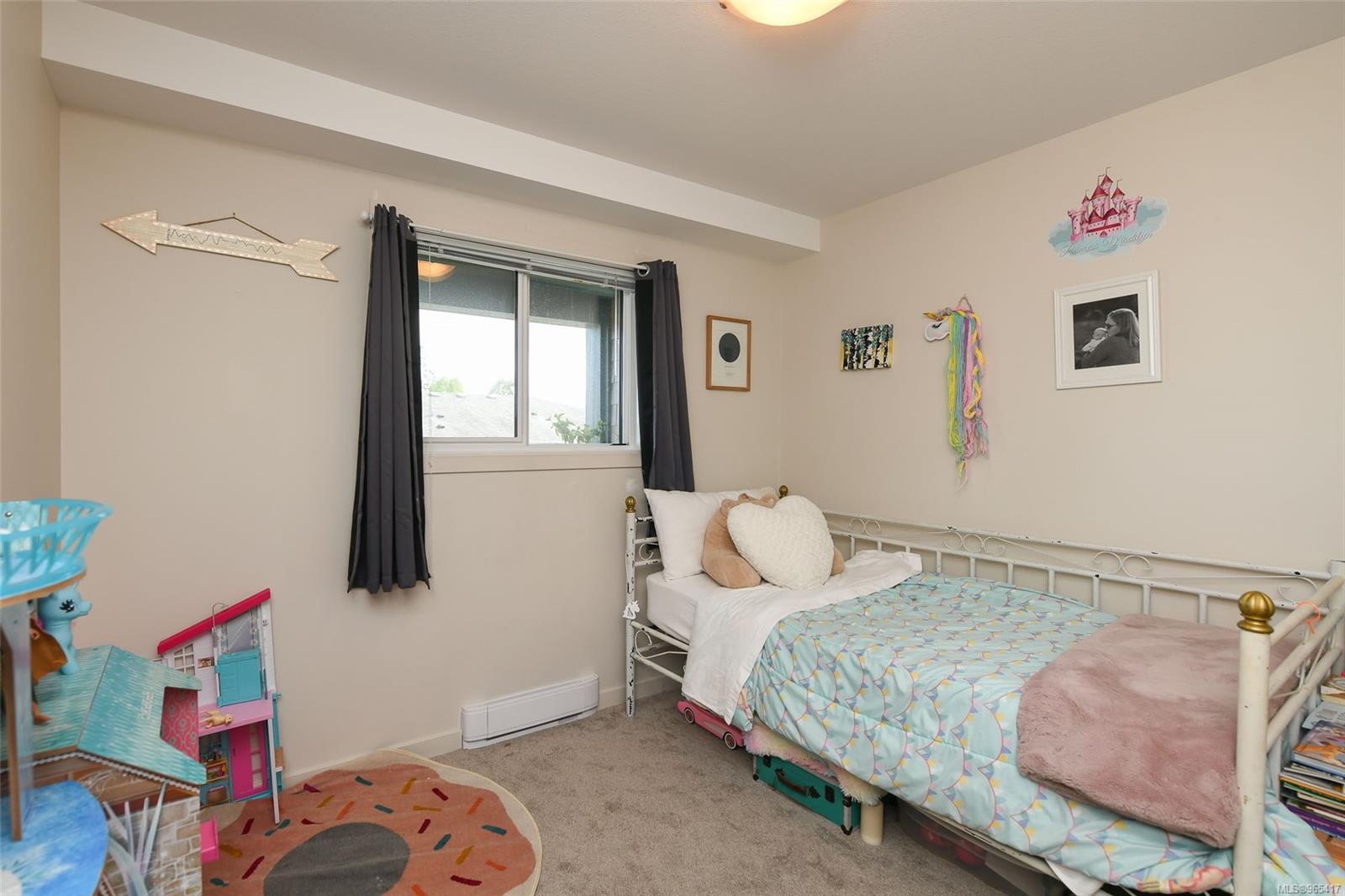 1944 Riverside Lane # 412