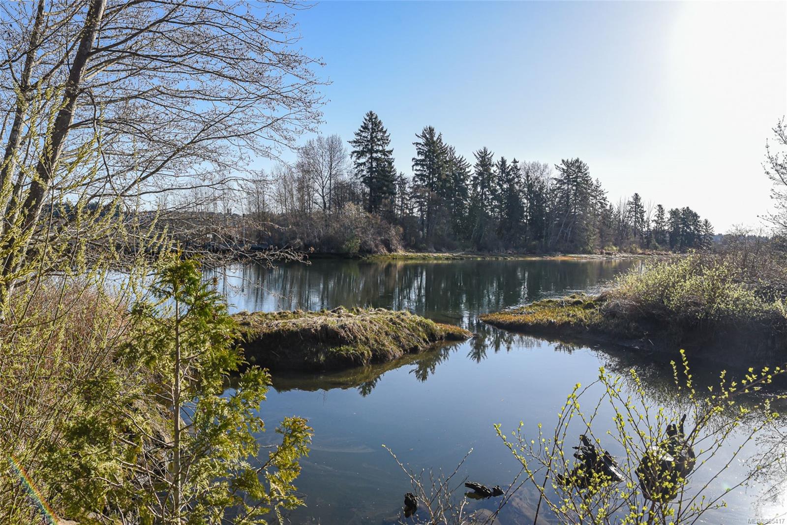 1944 Riverside Lane # 412