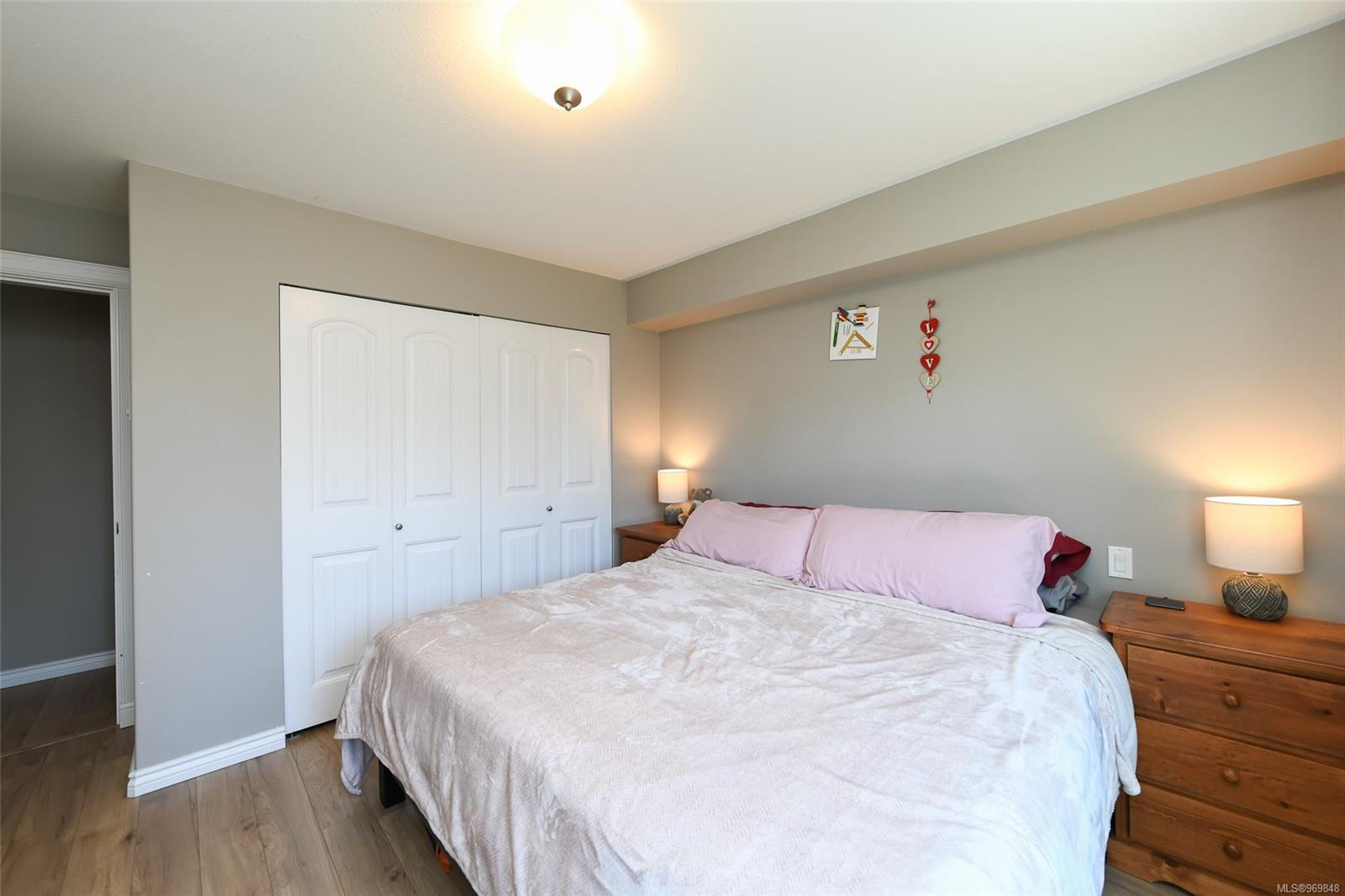 840 Shamrock Pl # 202