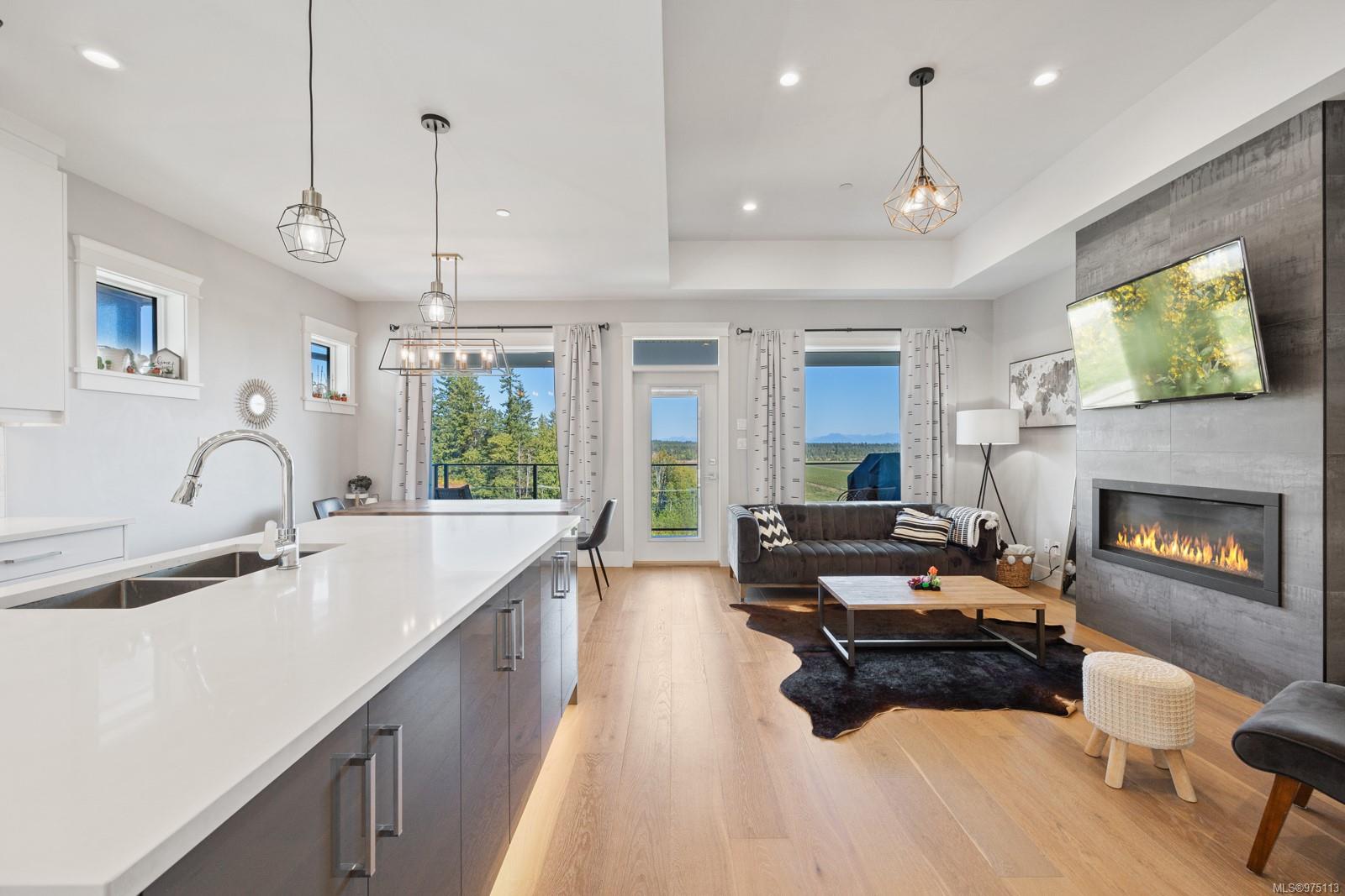 1424 Crown Isle Blvd