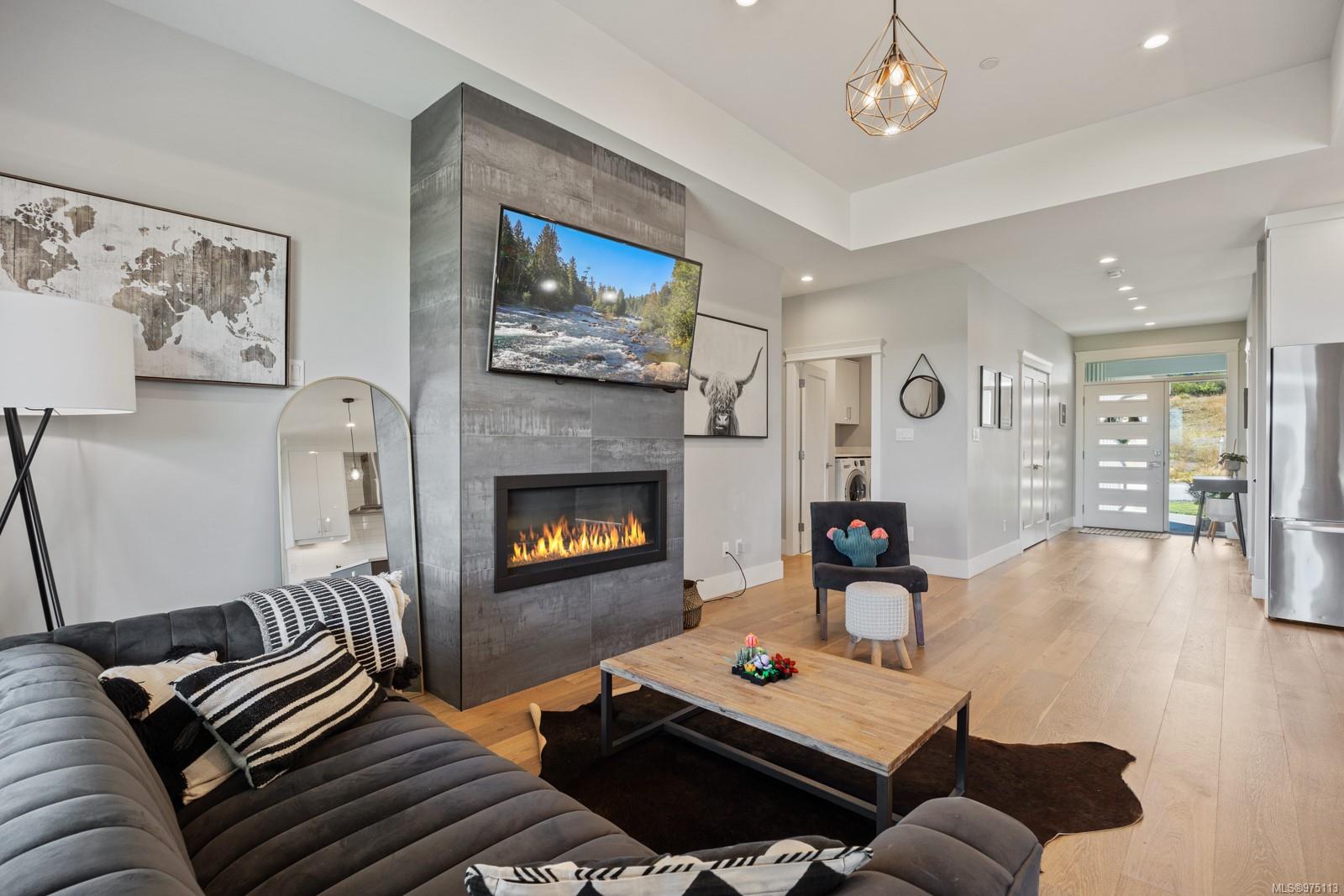 1424 Crown Isle Blvd