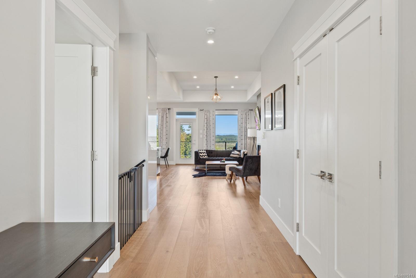 1424 Crown Isle Blvd