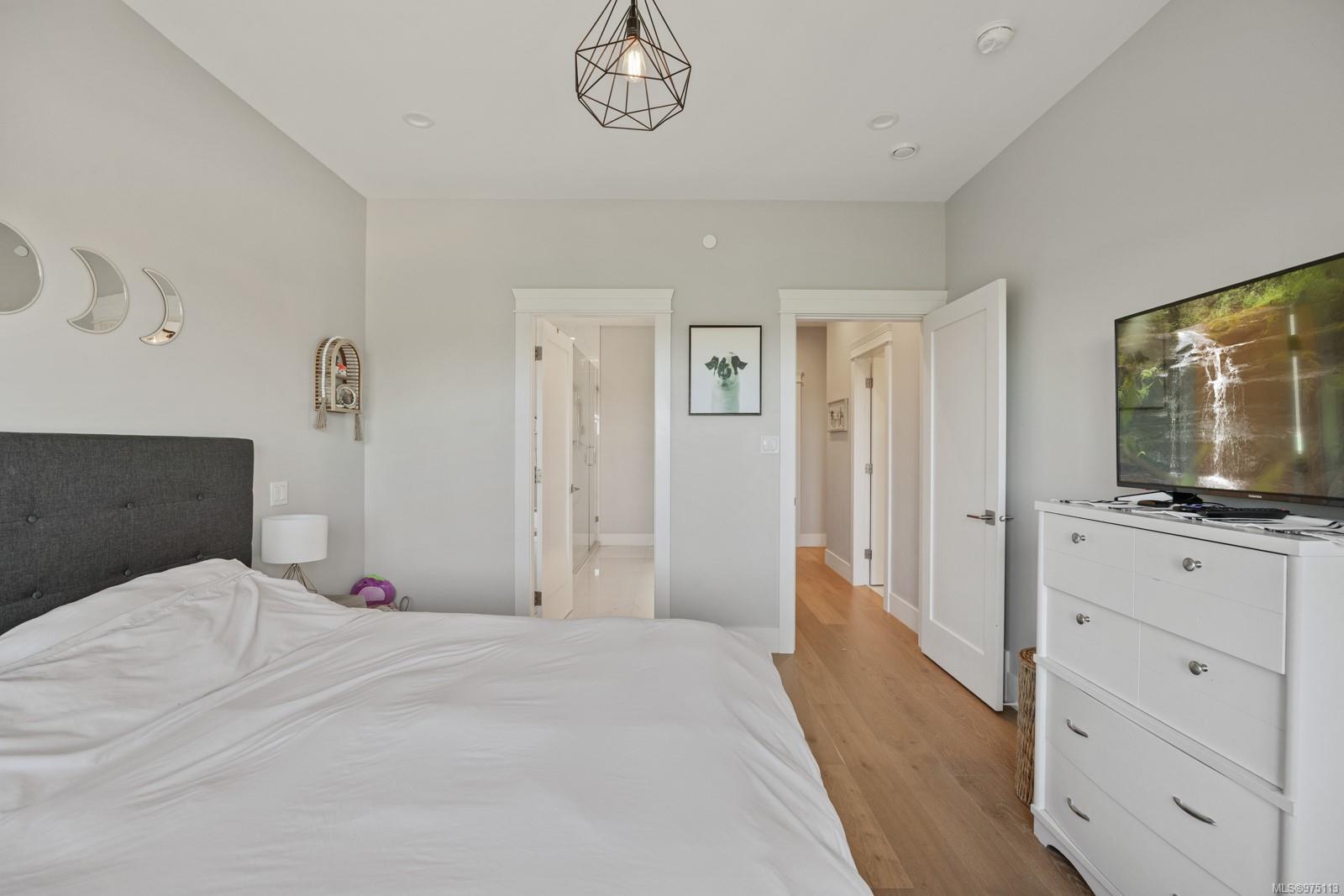 1424 Crown Isle Blvd