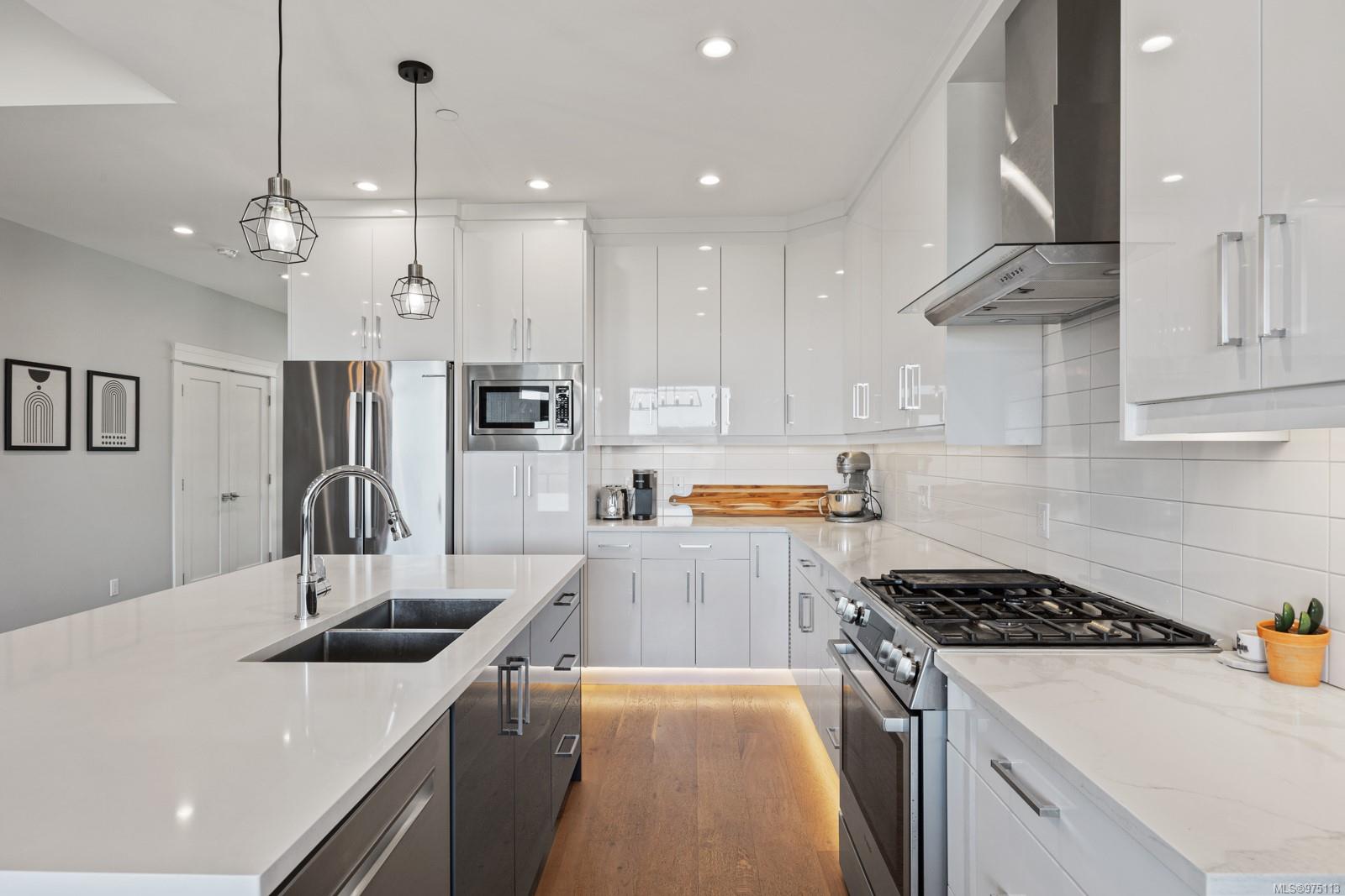 1424 Crown Isle Blvd