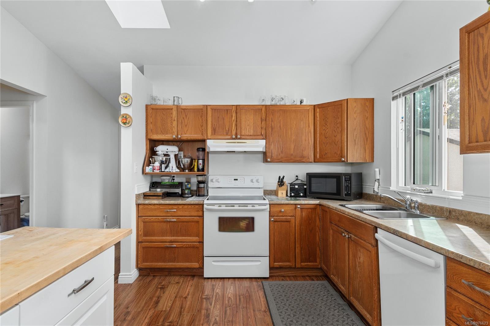 610 Cormorant St # A