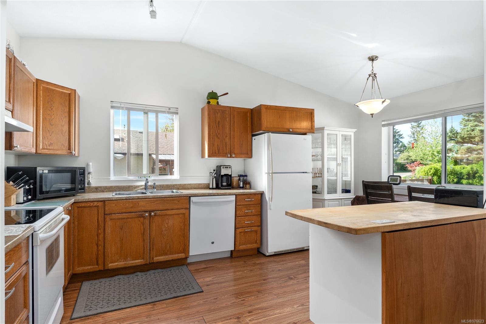 610 Cormorant St # A