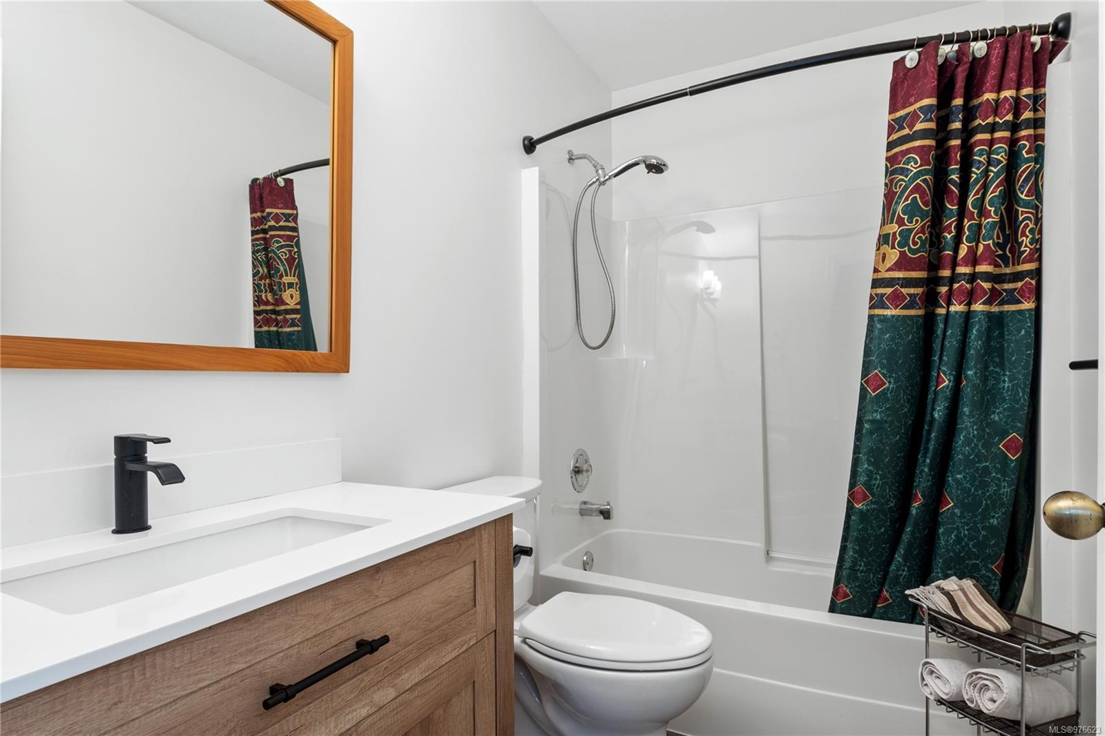 610 Cormorant St # A