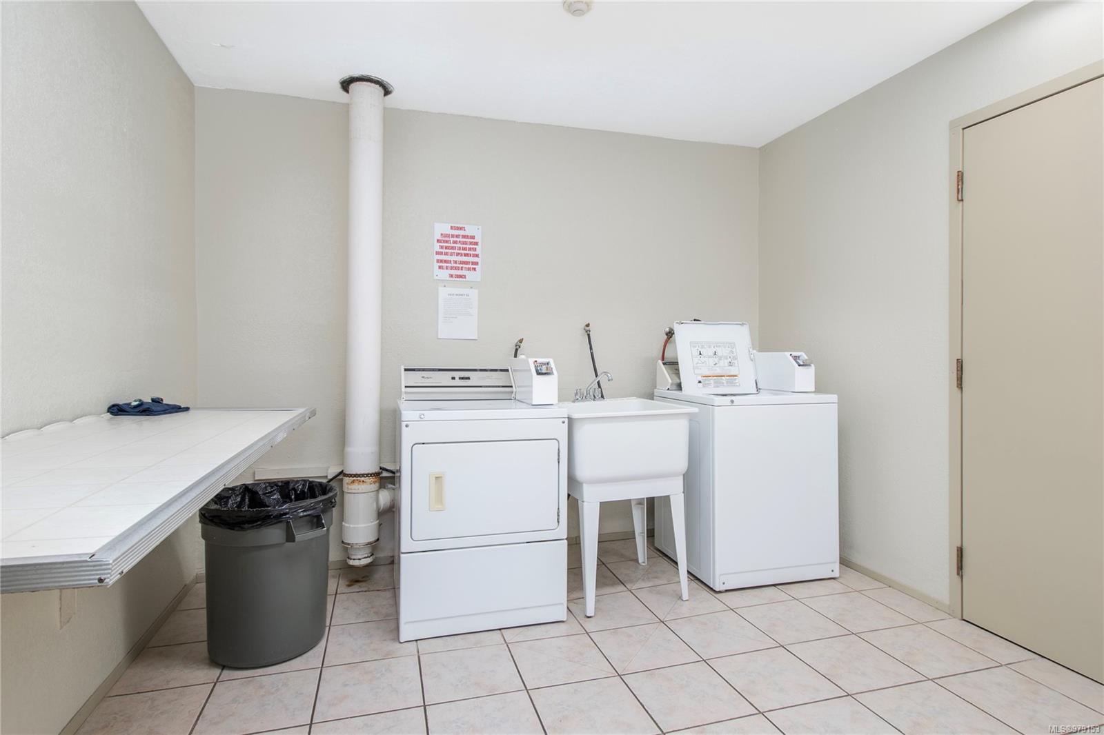 175 Centennial Dr # 416