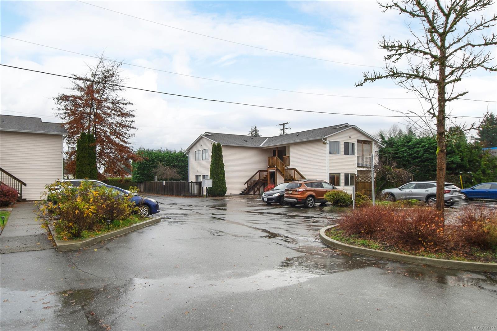 1111 Edgett Rd # 101