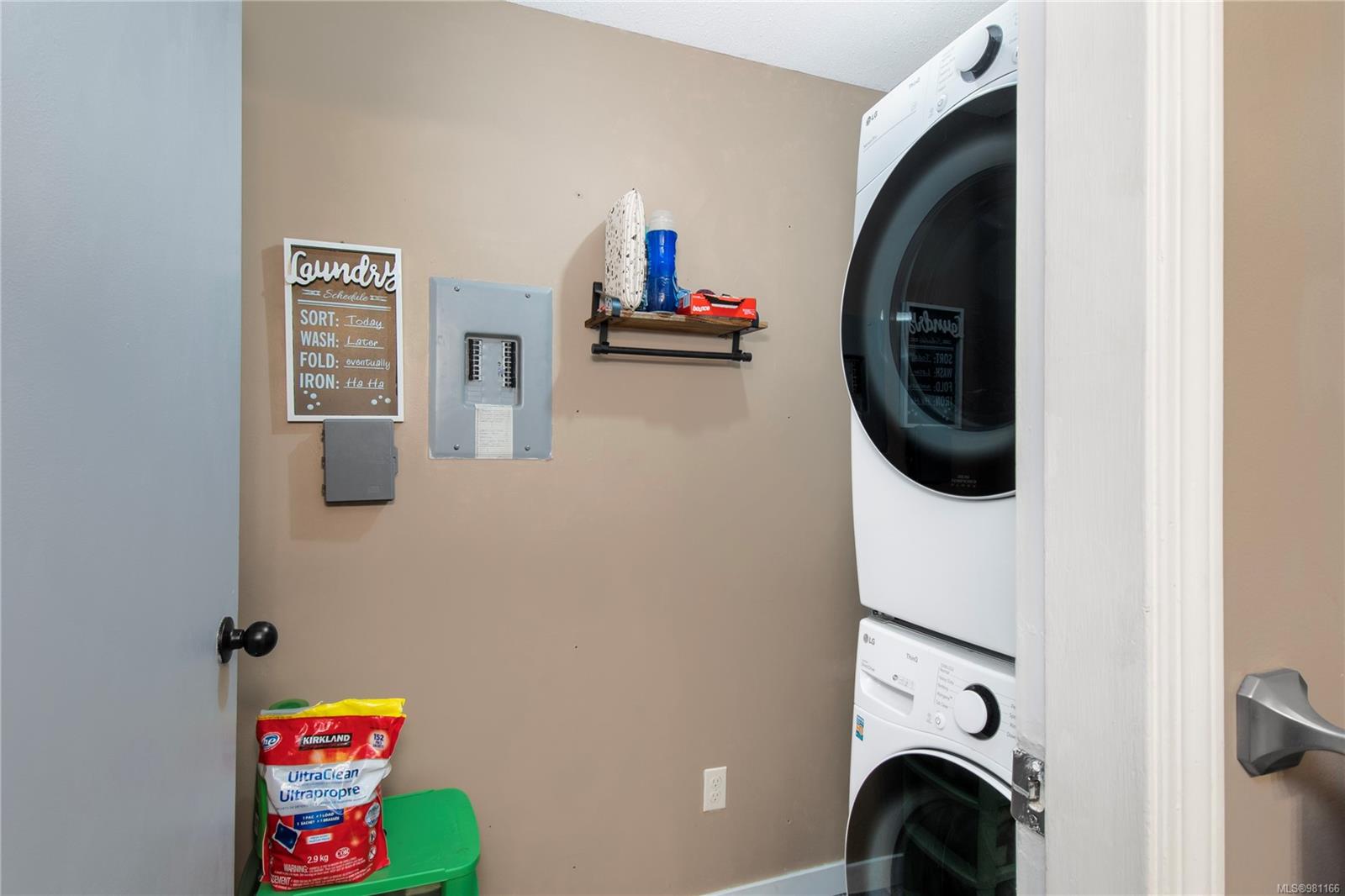 1111 Edgett Rd # 101