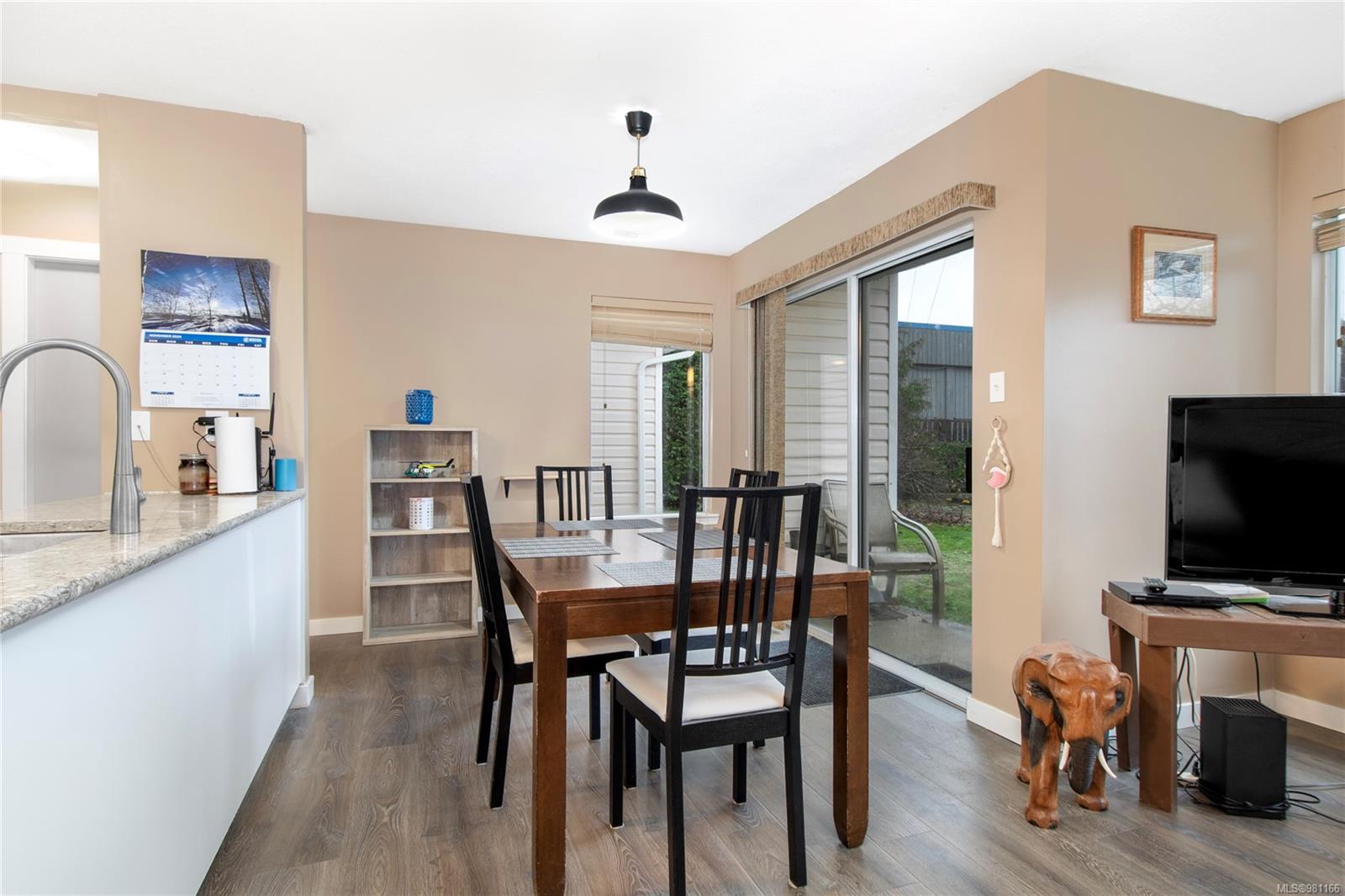 1111 Edgett Rd # 101