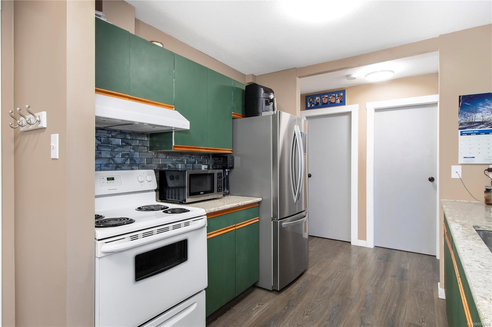 1111 Edgett Rd # 101