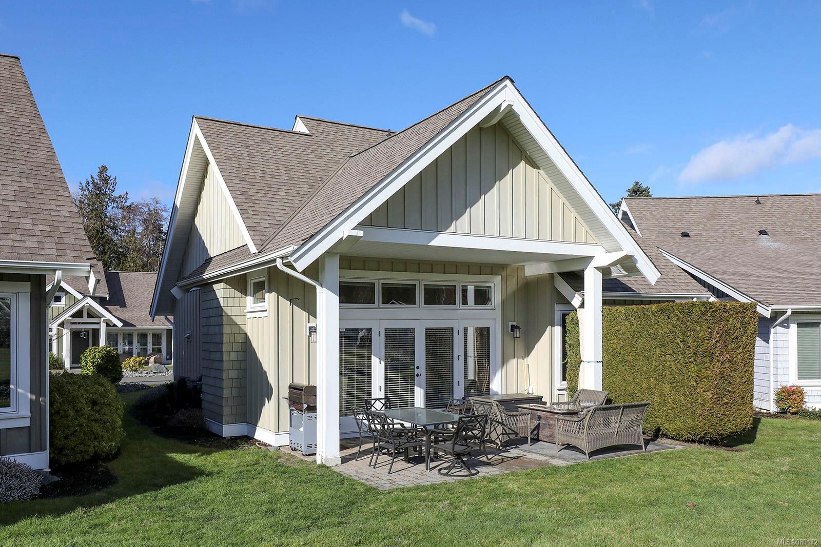 5251 Island Hwy # 9