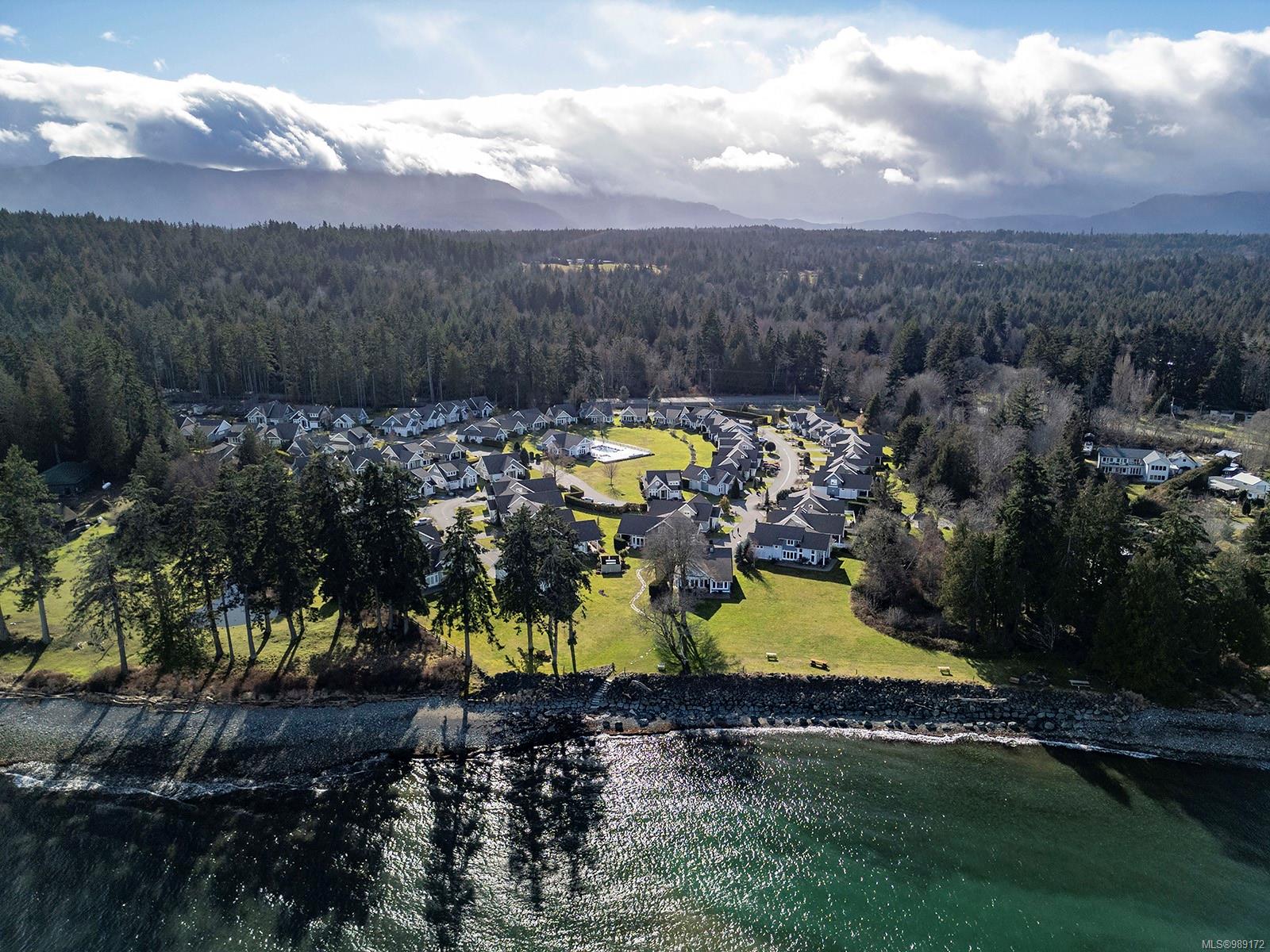5251 Island Hwy # 9