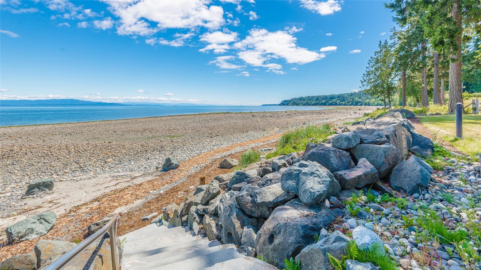 5251 Island Hwy # 9
