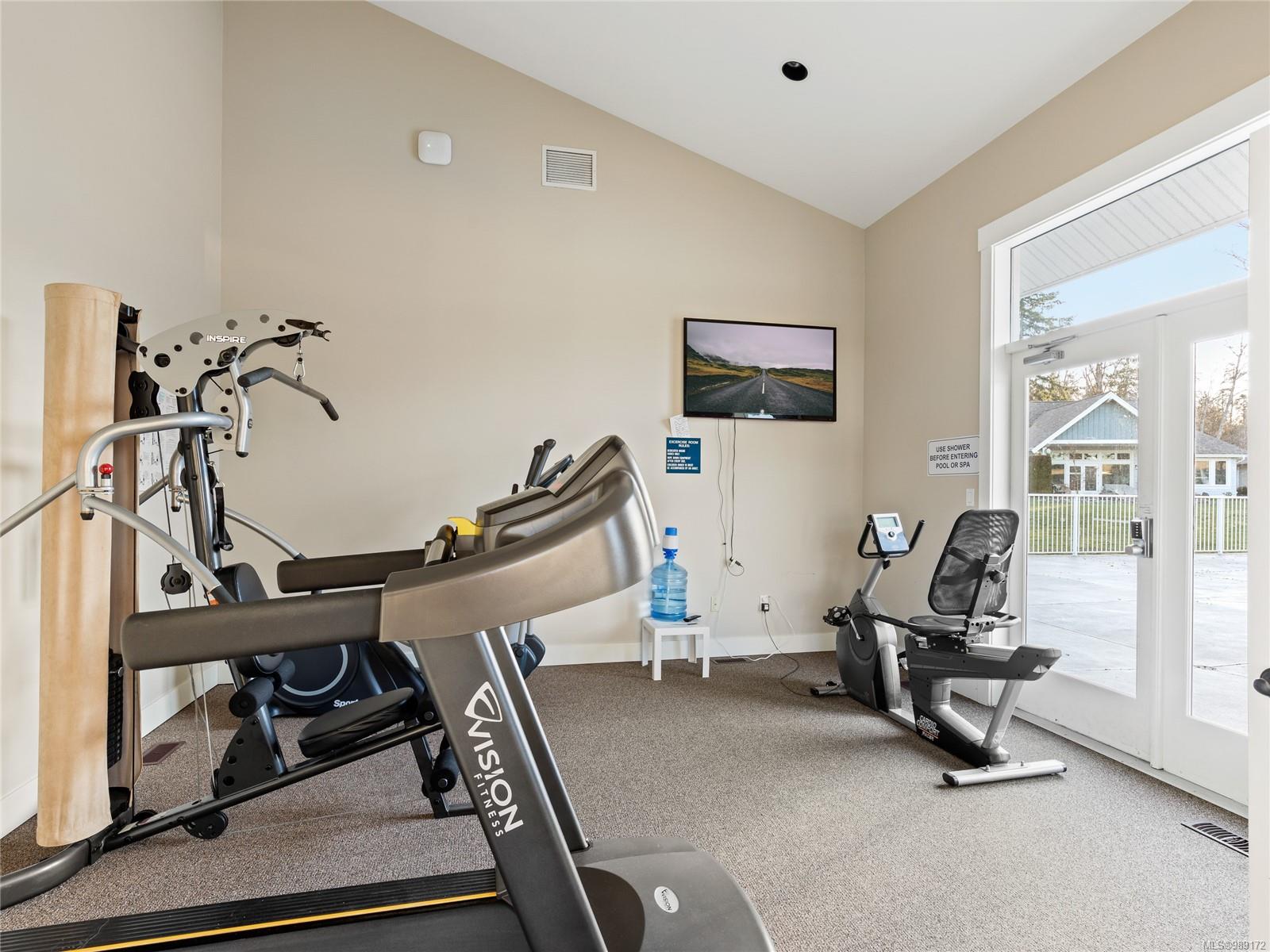 5251 Island Hwy # 9