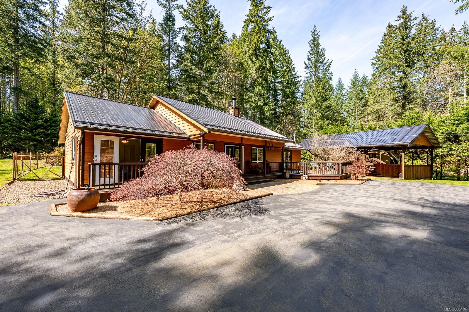 3689 James Cres, Black Creek