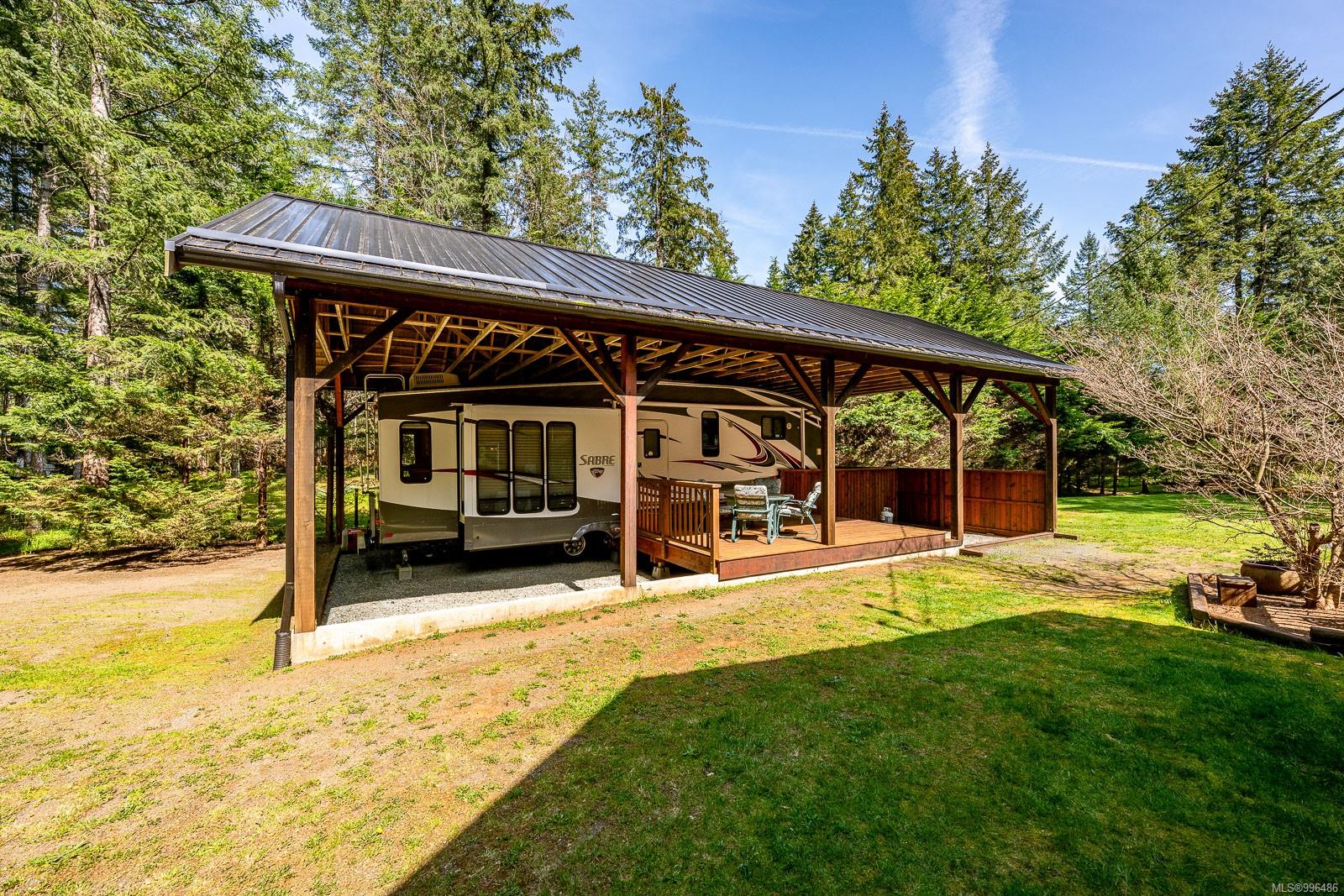 3689 James Cres, Black Creek