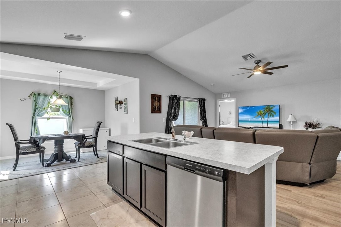 1718 NW 19th TER