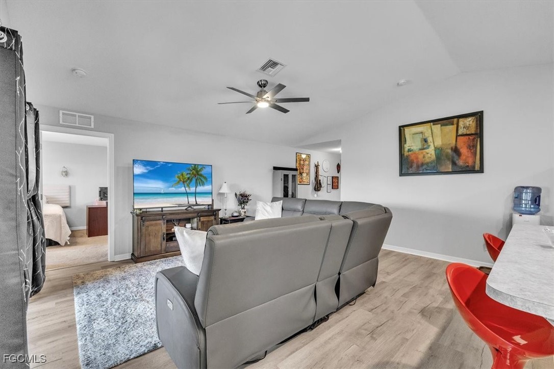1718 NW 19th TER