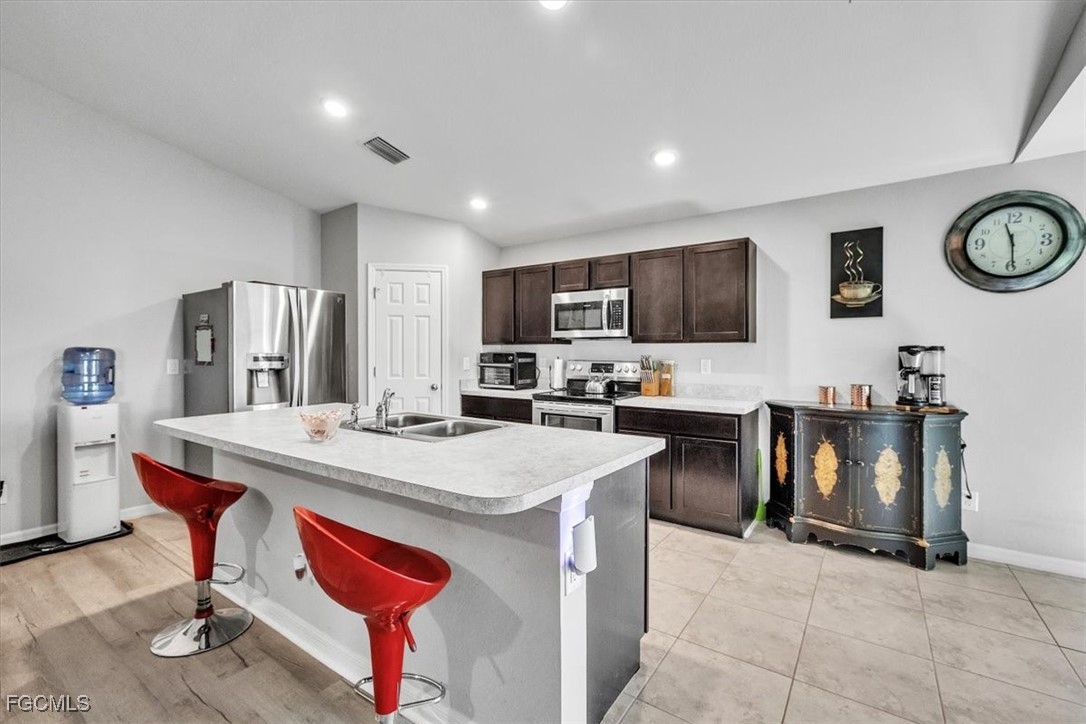 1718 NW 19th TER